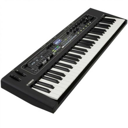 Yamaha CK-61 színpadi keyboard